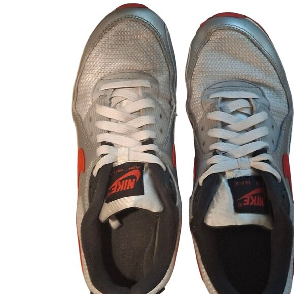 Nike Air Max 90 Icons - Silver Bullet SZ 8 Women's - Picture 2 of 5